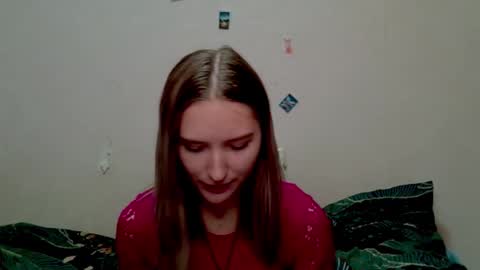 _kikiclark_ online show from October 2025 08:53:02 PM