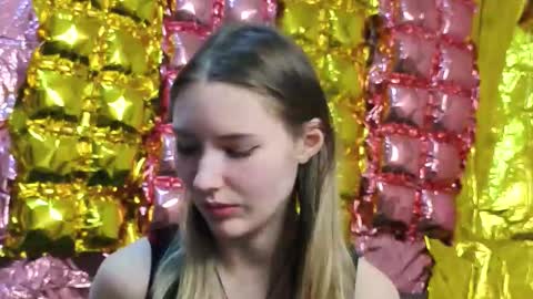 _kikiclark_ online show from March 2026 08:15:01 PM