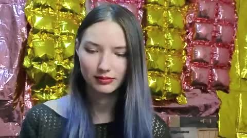 _kikiclark_ online show from April 2026 05:11:01 PM