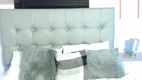 Kin online show from April 2026 08:26:02 PM