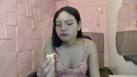 Jalina online show from October 2025 12:48:02 PM