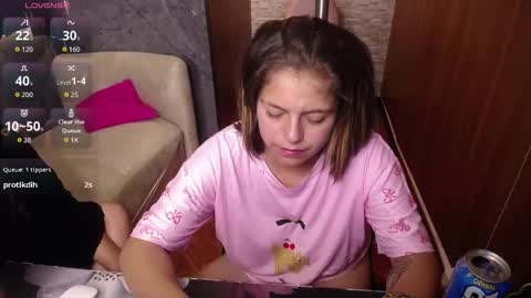 _kitten_1 online show from March 2026 09:45:02 AM