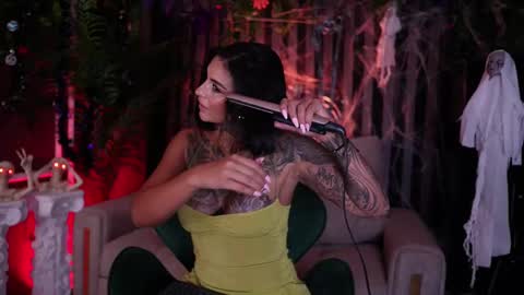   online show from October 2025 07:11:01 PM