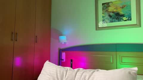 T-1000 online show from February 2025 11:52:01 AM