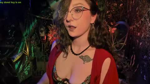 Snapshot of _lady_luna_ chatting on May 2026 10:27:01 PM Lady Luna online show from May 2026 10:27:01 PM
