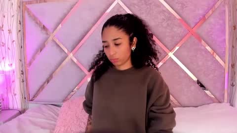 Lanna  online show from January 2025 12:51:02 AM