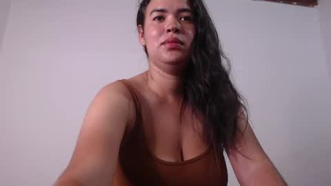 Snapshot of _leslie chatting on May 2026 03:24:02 AM Leslie online show from May 2026 03:24:02 AM