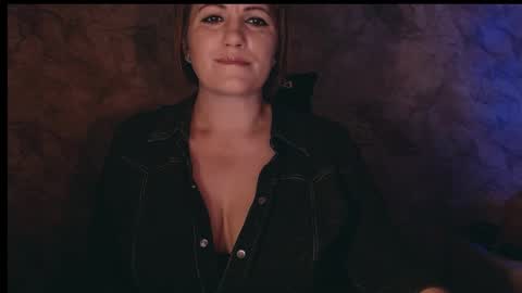 Letty online show from October 2025 10:28:02 PM