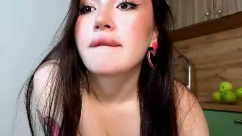 Snapshot of _lexie_rivers_ chatting on October 2025 03:18:02 AM _lexie_rivers_ online show from October 2025 03:18:02 AM