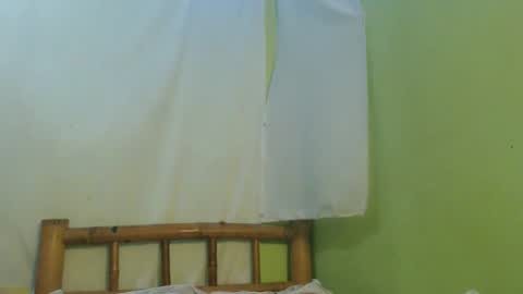 _lilies_gigi_ online show from November 2025 11:50:01 PM