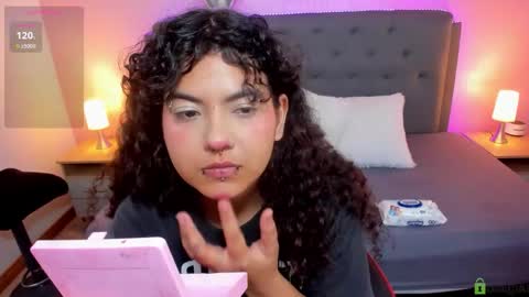 Liily online show from September 2025 01:54:01 PM