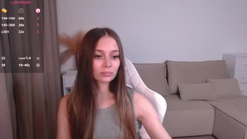 Amelia                        online show from September 2025 09:09:01 PM