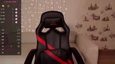  My name is lina Lush is activePrivate is Open online show from December 2024 07:04:01 AM