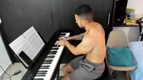 logan online show from December 2025 12:33:02 PM