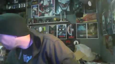 That guy online show from November 2025 06:32:01 PM