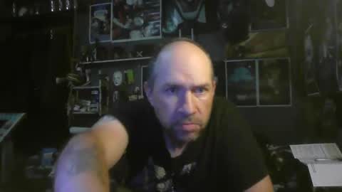 That guy online show from November 2025 04:18:02 PM