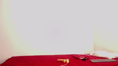 _loreana_ online show from January 2025 02:56:02 PM