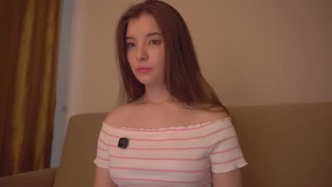 Snapshot of _lovelyen chatting on September 2025 03:29:01 AM Alice online show from September 2025 03:29:01 AM