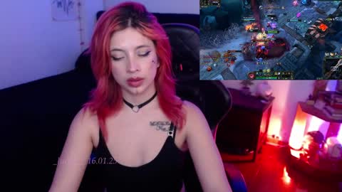 Queen.  Help me reach 100 thumbs up  online show from January 2025 02:18:02 AM