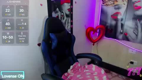 luna torres online show from July 2026 12:48:02 PM