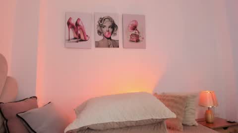 _luuciana_ online show from May 2026 04:50:02 AM