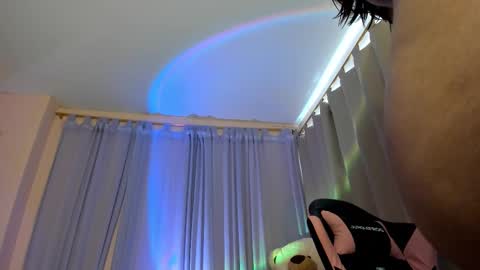 Snapshot of _maaiiaa_ chatting on February 2026 07:01:01 PM Maia online show from February 2026 07:01:01 PM