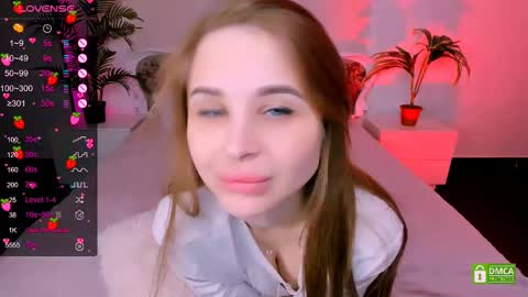 Eva  online show from March 2025 04:06:01 AM