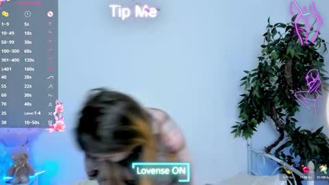 Scarlett online show from April 2026 11:21:02 AM