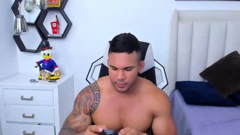 _matthew_santos_ online show from January 2025 04:59:01 AM