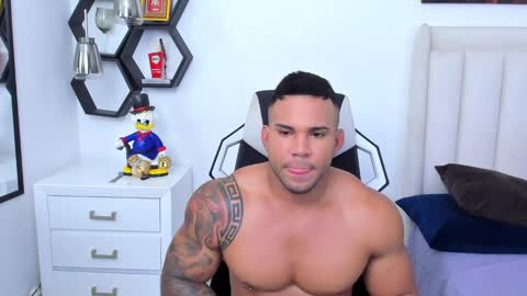 _matthew_santos_ online show from January 2025 03:06:02 AM