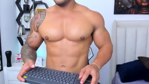 _matthew_santos_ online show from February 2025 11:31:01 PM