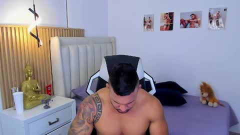 _matthew_santos_ online show from April 2026 01:55:01 AM