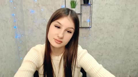 Mia online show from February 2025 05:10:02 PM
