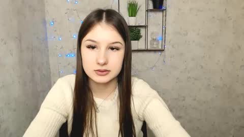 Mia online show from March 2025 05:24:02 PM