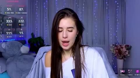 Milana online show from October 2025 06:49:02 PM