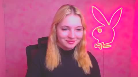 Snapshot of _mila_la_ chatting on October 2025 07:20:01 AM Melanie online show from October 2025 07:20:01 AM