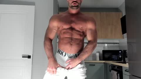 Snapshot of _miles19 chatting on May 2026 11:06:01 AM _miles19 online show from May 2026 11:06:01 AM