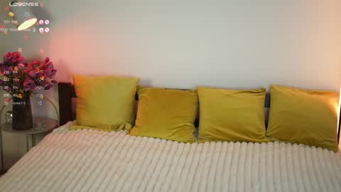 _million_dollarsmile online show from November 2025 05:13:02 AM