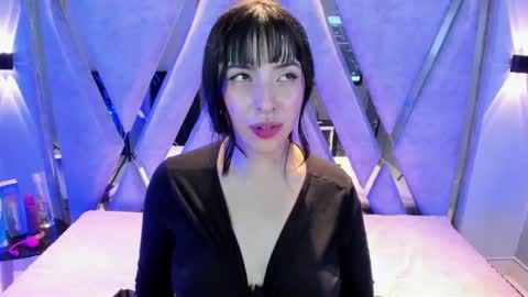 _mishell22 online show from April 2026 07:59:01 PM