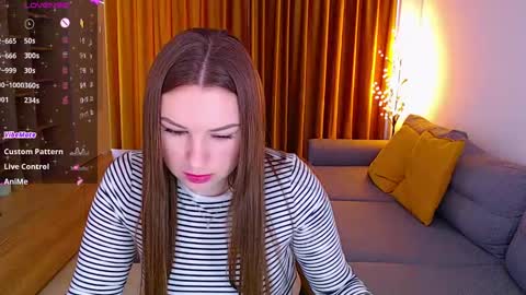 Mia online show from March 2025 08:24:02 AM