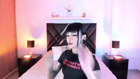 Snapshot of _mizuki chatting on March 2026 02:33:01 PM mizuki online show from March 2026 02:33:01 PM