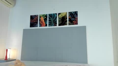 _molly_rosse_ online show from October 2025 12:23:02 PM