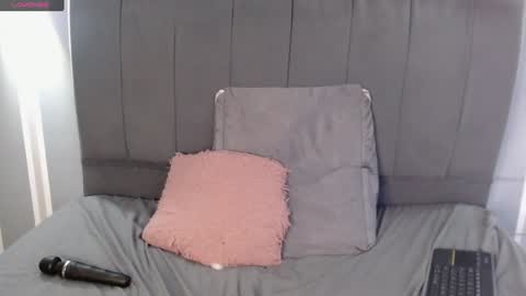 Molly online show from January 2025 01:33:01 AM