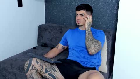 _mrcock_ online show from February 2026 11:20:01 PM