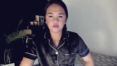 Angel online show from March 2026 08:25:02 PM