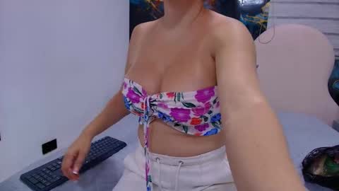 Snapshot of _mystic_luna chatting on April 2026 03:00:02 AM Luna online show from April 2026 03:00:02 AM