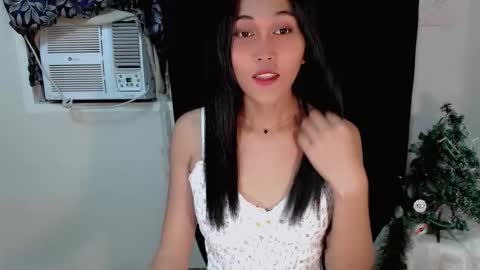 jenny claire online show from November 2025 01:37:02 PM