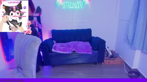 Nana  online show from September 2025 03:49:01 AM