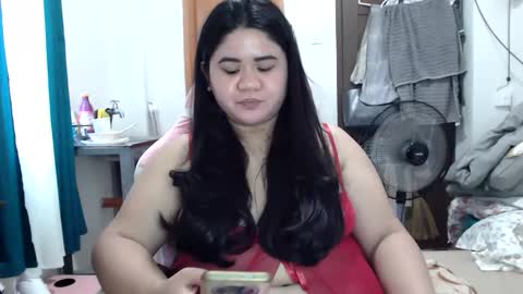 Snapshot of _natalieey chatting on March 2026 07:22:02 AM nics online show from March 2026 07:22:02 AM