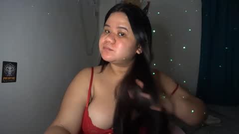 Snapshot of _natalieey chatting on April 2026 03:46:02 PM nics online show from April 2026 03:46:02 PM